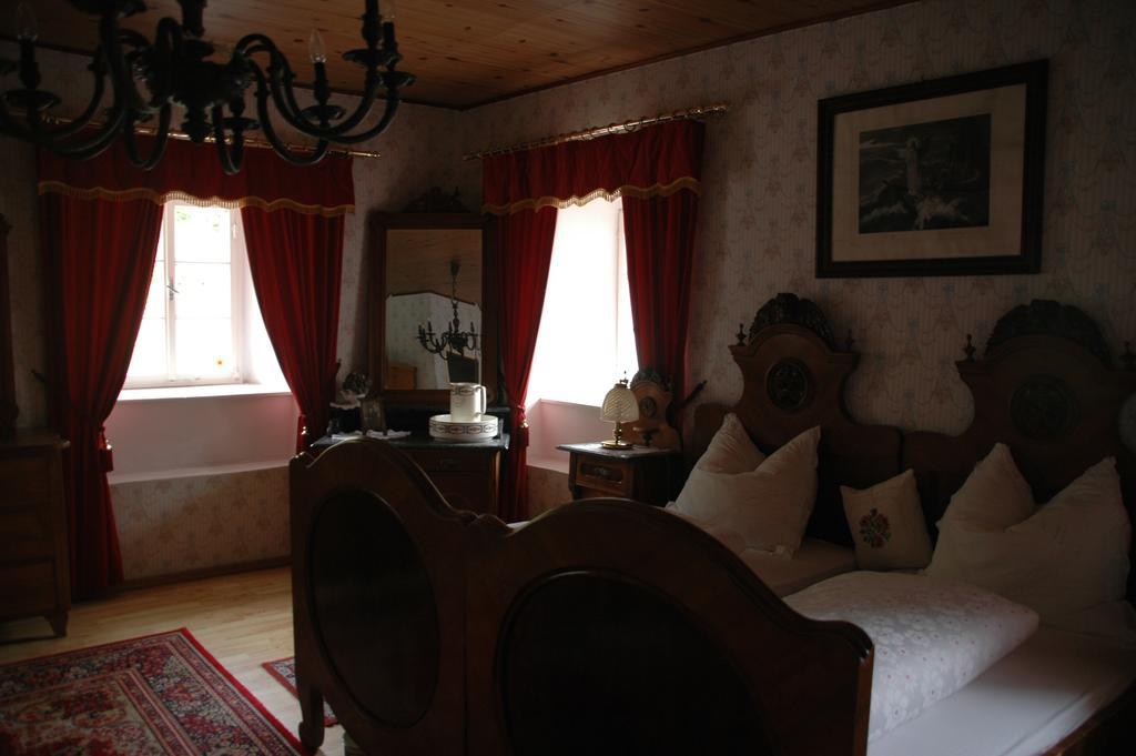 Hotel Romantikhaus Hufschmiede à Engelhartszell Extérieur photo