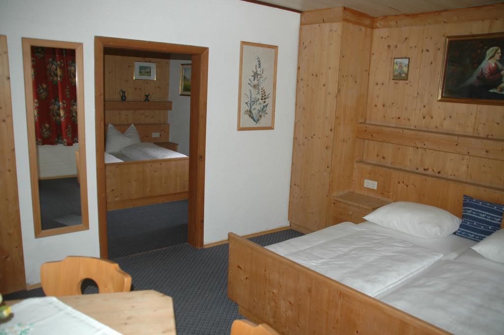 Hotel Romantikhaus Hufschmiede à Engelhartszell Extérieur photo
