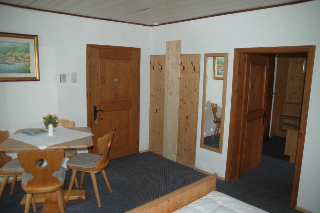 Hotel Romantikhaus Hufschmiede à Engelhartszell Extérieur photo