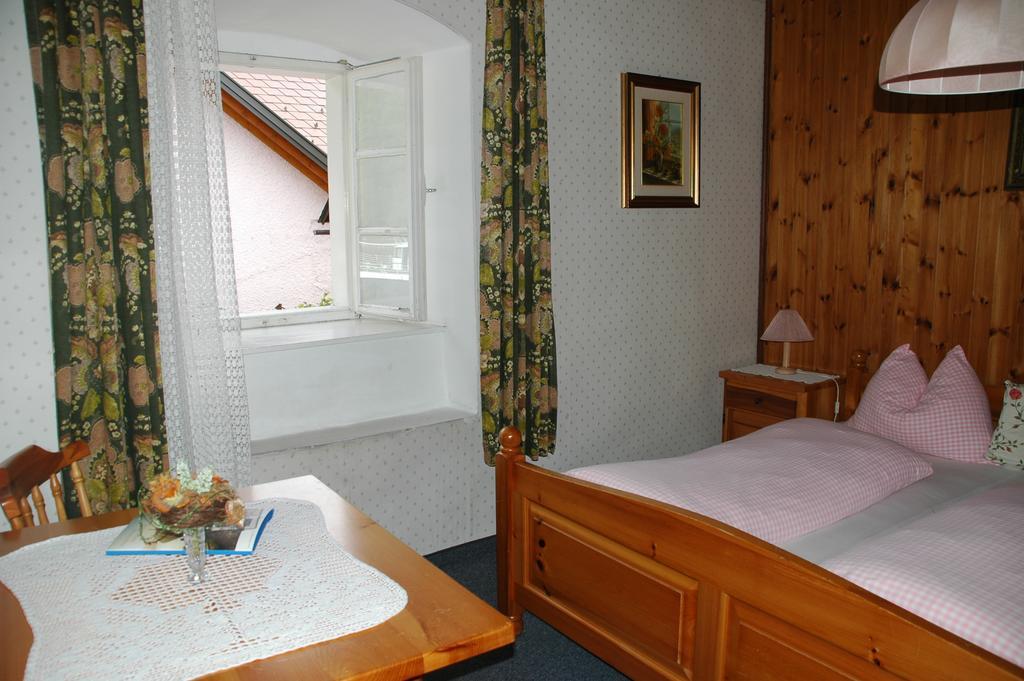 Hotel Romantikhaus Hufschmiede à Engelhartszell Extérieur photo