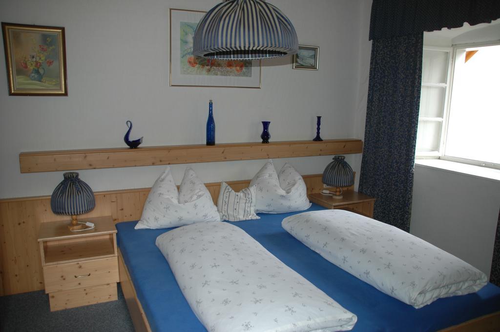 Hotel Romantikhaus Hufschmiede à Engelhartszell Extérieur photo