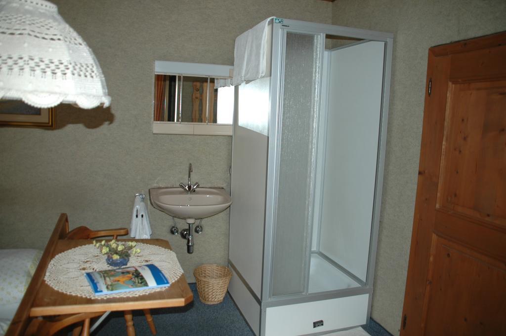 Hotel Romantikhaus Hufschmiede à Engelhartszell Extérieur photo