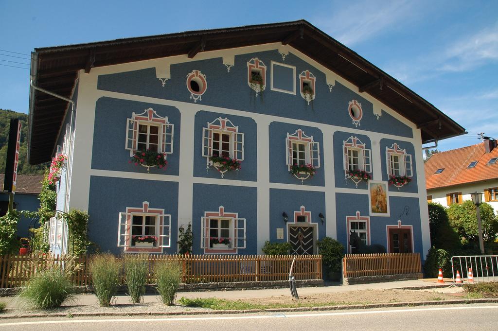 Hotel Romantikhaus Hufschmiede à Engelhartszell Extérieur photo